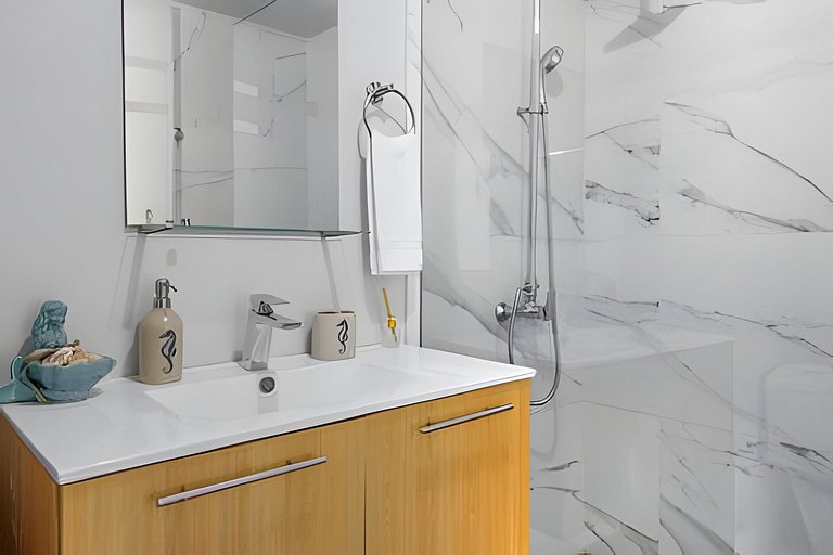 Totalmente equipado/playa/wifi/piscina