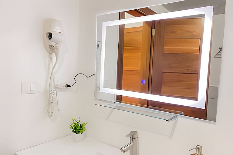 Full Kitchen/Kids Friendly/Beach/Hot Tub/Pool/WIFI