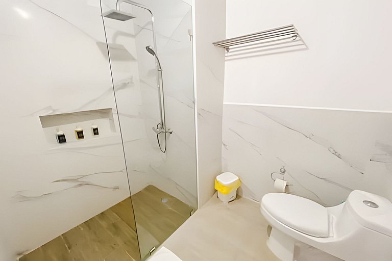 Full Kitchen/Kids Friendly/Beach/Hot Tub/Pool/WIFI