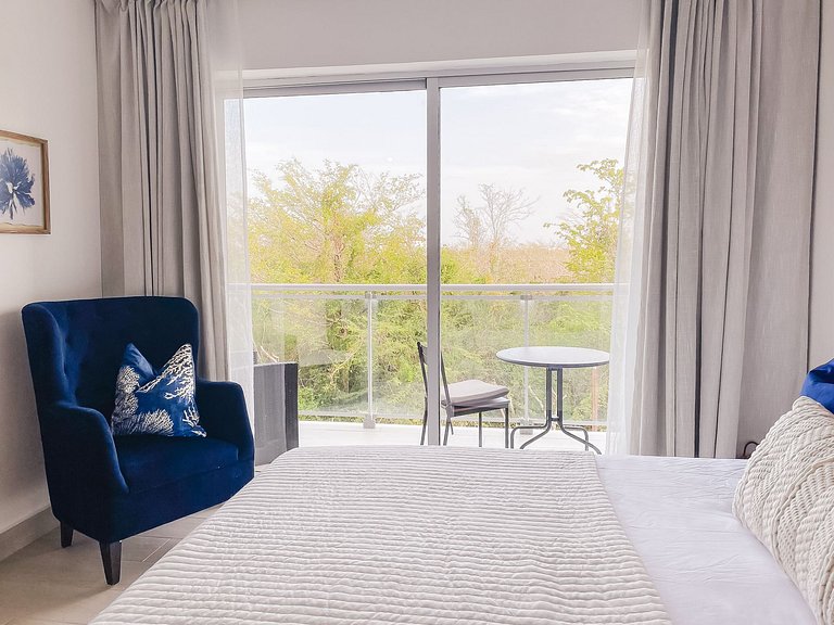 Full Kitchen/Kids Friendly/Beach/Hot Tub/Pool/WIFI