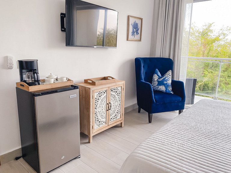 Full Kitchen/Kids Friendly/Beach/Hot Tub/Pool/WIFI