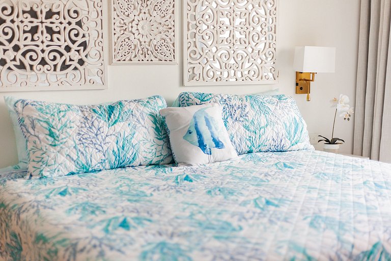 Full Kitchen/Kids Friendly/Beach/Hot Tub/Pool/WIFI