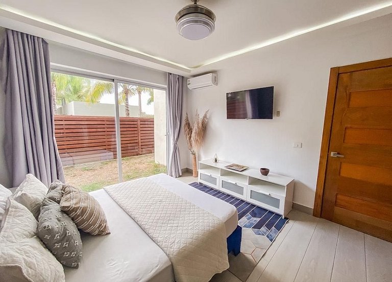 Acogedor apartamento familiar/Piscina/Playa