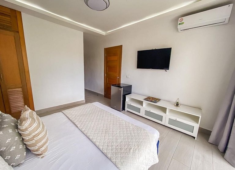Acogedor apartamento familiar/Piscina/Playa