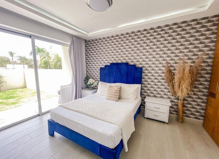 Acogedor apartamento familiar/Piscina/Playa